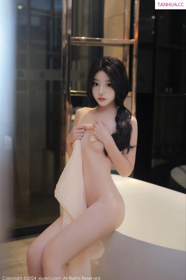  [XiuRen]高清写真图 2024.03.01 No.8168 桃妖夭 妩媚美腿第49张图片